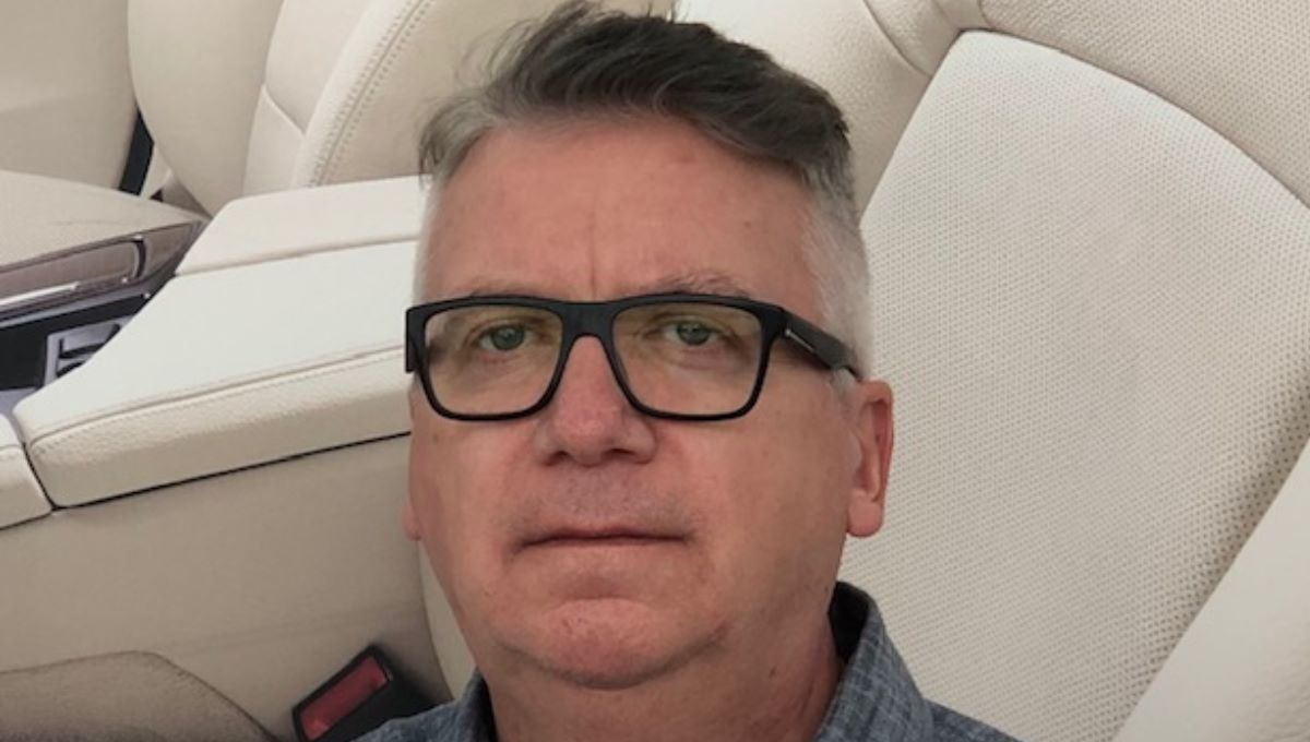 Tomasz Śmiechowski Specjalista ds. Sprzedaży Części i Akcesoriów