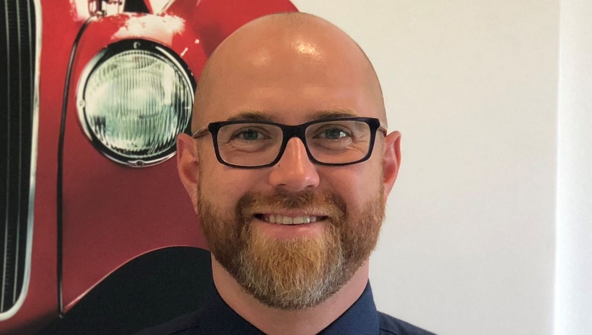 Tomasz Sasin Kierownik Serwisu